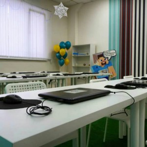KIBERone для будущих КиберГероев в Ижевске! - КИБЕРшкола программирования для детей, компьютерные курсы для школьников, начинающих и подростков - KIBERone г. Шушары